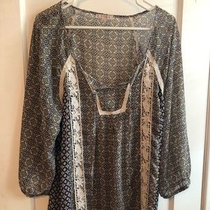 Dressbarn tunic blouse
